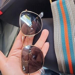 Ray-Ban square sungasses